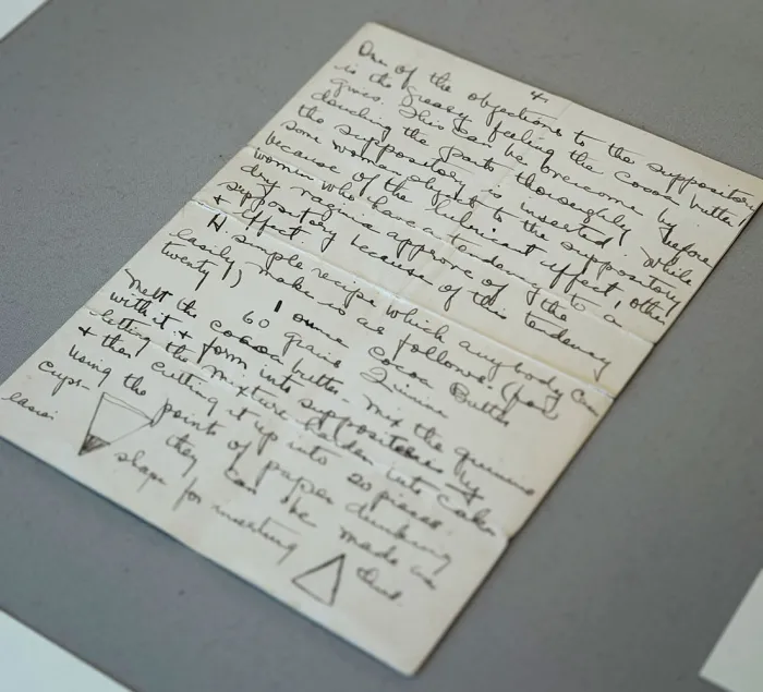Handwritten description of birth control methods