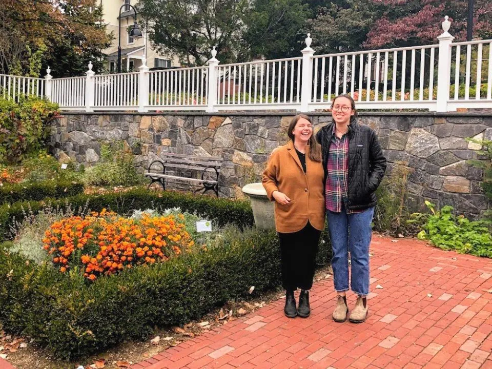 Sarah Loomis and Hannah Asofsky '21 at the Happy Chace Garden